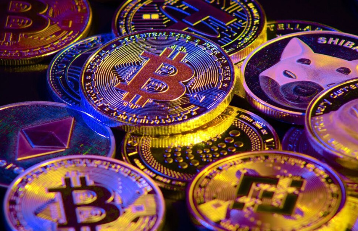 Kripto Piyasasında Son Durum: Bitcoin Hafif Artıda, Altcoinlerde Ralli Sürüyor