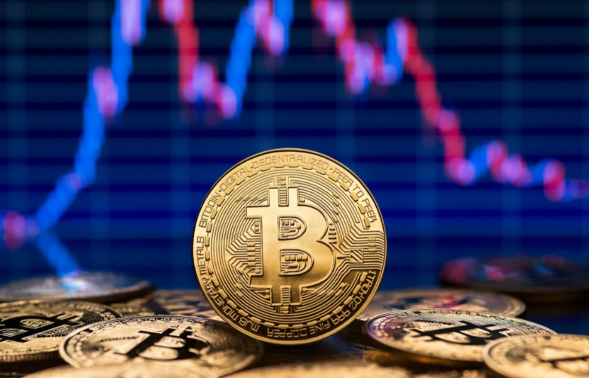 Kripto Piyasaları Zirvede: Bitcoin 122 Bin Dolarla Yeni Rekor Kırdı