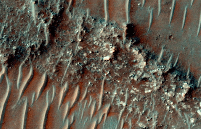 Kızıl Gezegenin Haritası Yeniden Çiziliyor: Antik Su Yolları Ortaya Çıktı