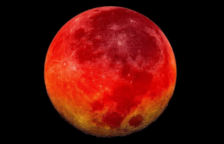 2025’in En Görkemli Gökyüzü Şöleni: Kanlı Ay Tutulması Ne Zaman Gerçekleşecek?