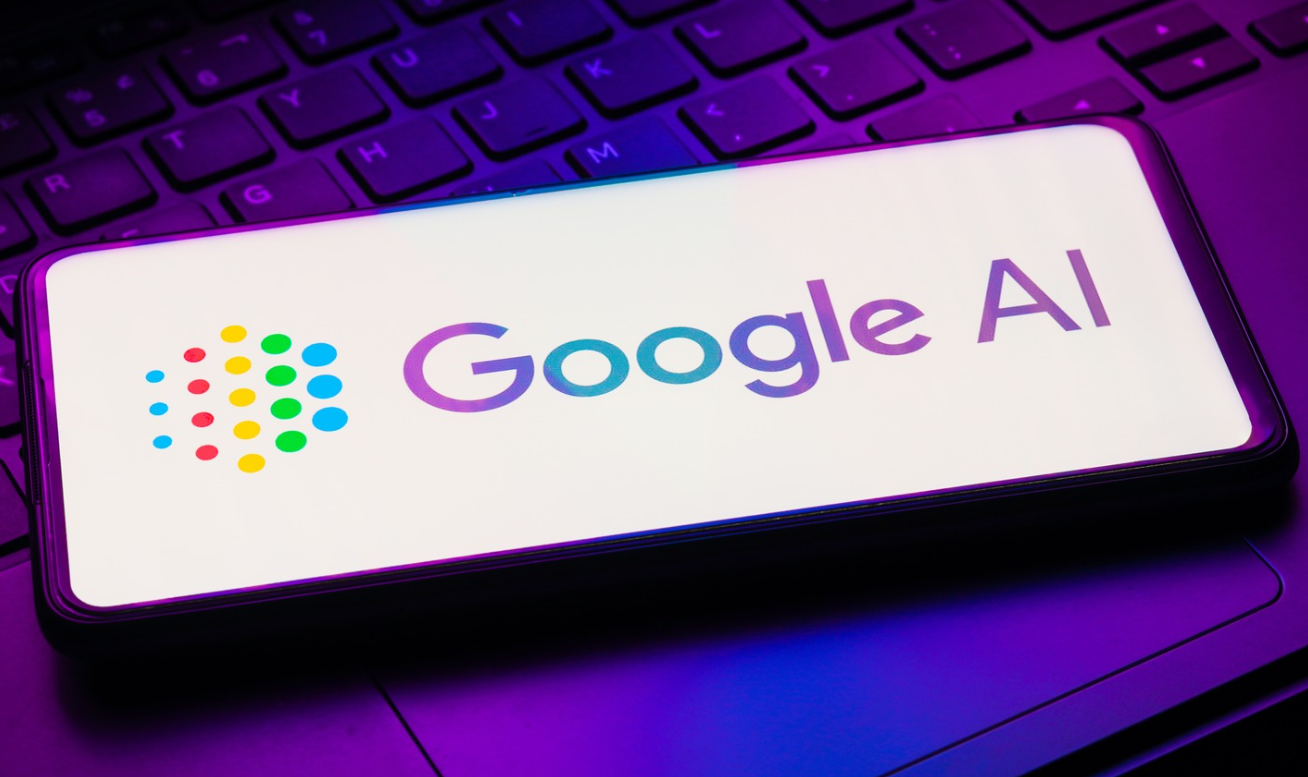 Google’dan Trafik Krizi Açıklaması: “AI Özellikleri Tıklamaları Azaltmadı