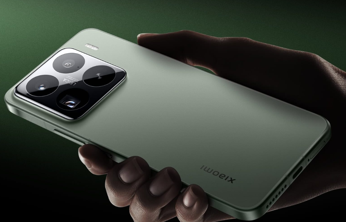 Xiaomi 16 Pro’da Düz Ekran Dönemi