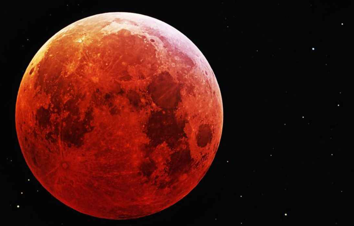 7 Eylül 2025 Kanlı Ay Tutulması Türkiye’den ve Dünyadan Görüntülerle Büyüledi