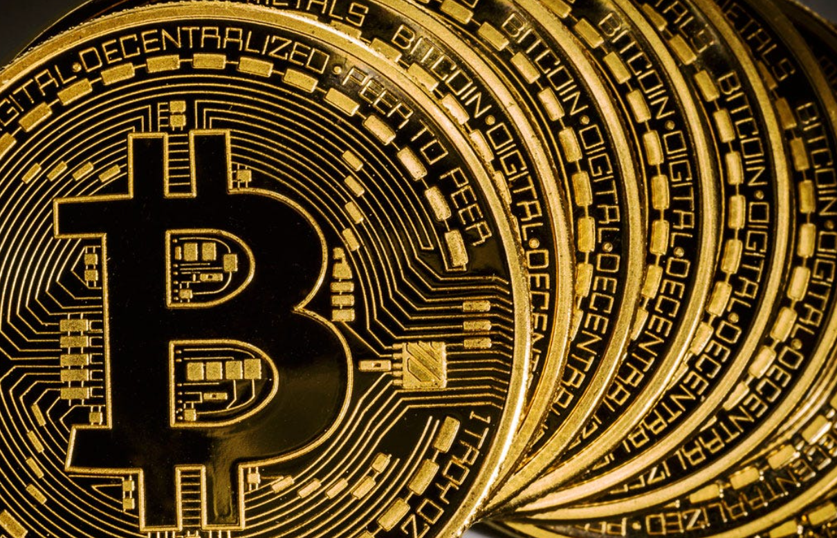 Kripto Piyasasında Bitcoin ve Solana Haftalık Kazançlarla Öne Çıktı