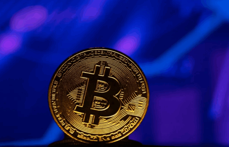 Kripto Piyasasında Pazartesi Sabahı: Bitcoin 113 Bin Doların Altına Geriledi, Altcoinlerde Sert Düşüşler