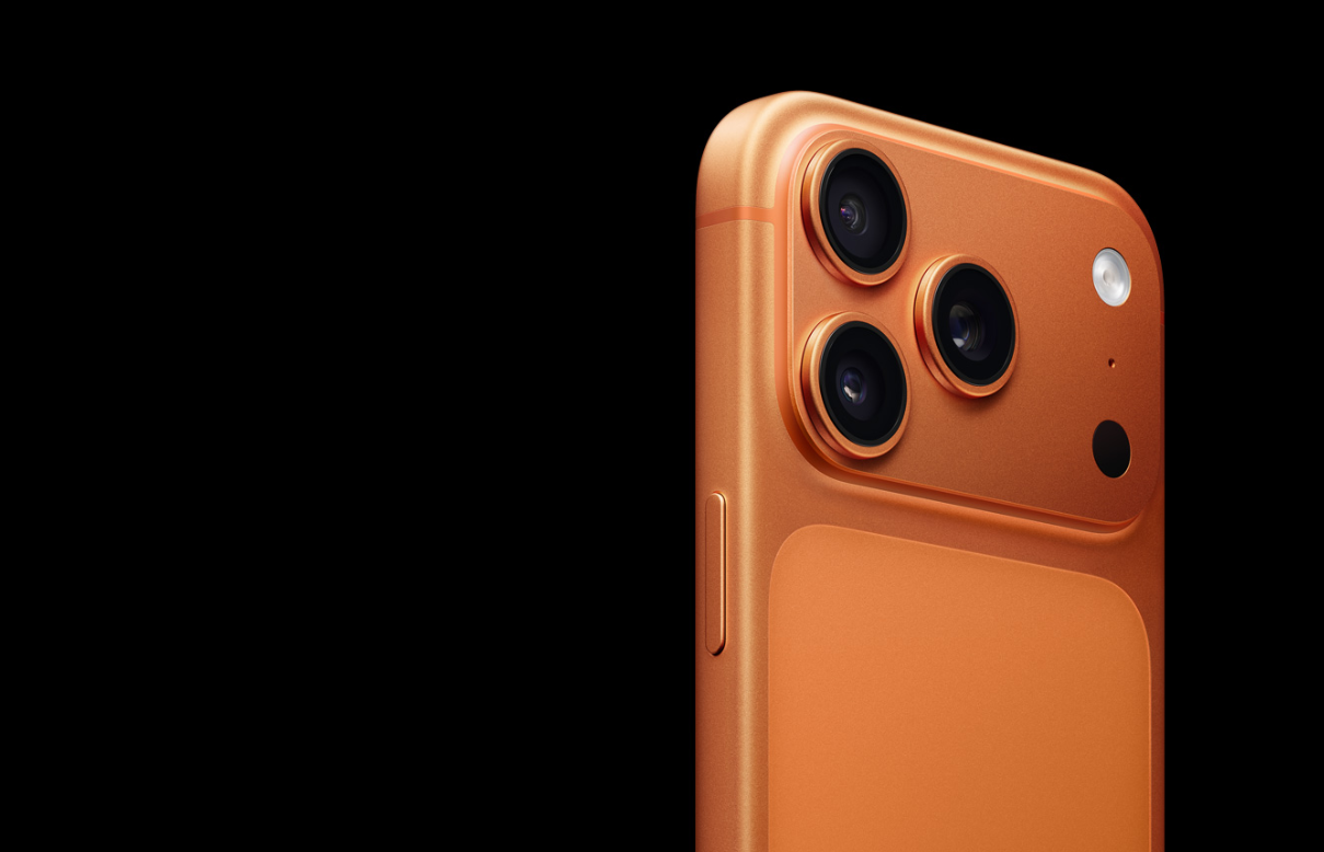 iPhone 17 Pro’da Renk Krizi: Kozmik Turuncu, Pembe Oldu!