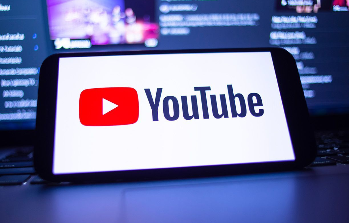 YouTube, İzleme Deneyimini Baştan Yazdı: Yeni Arayüz Geldi!