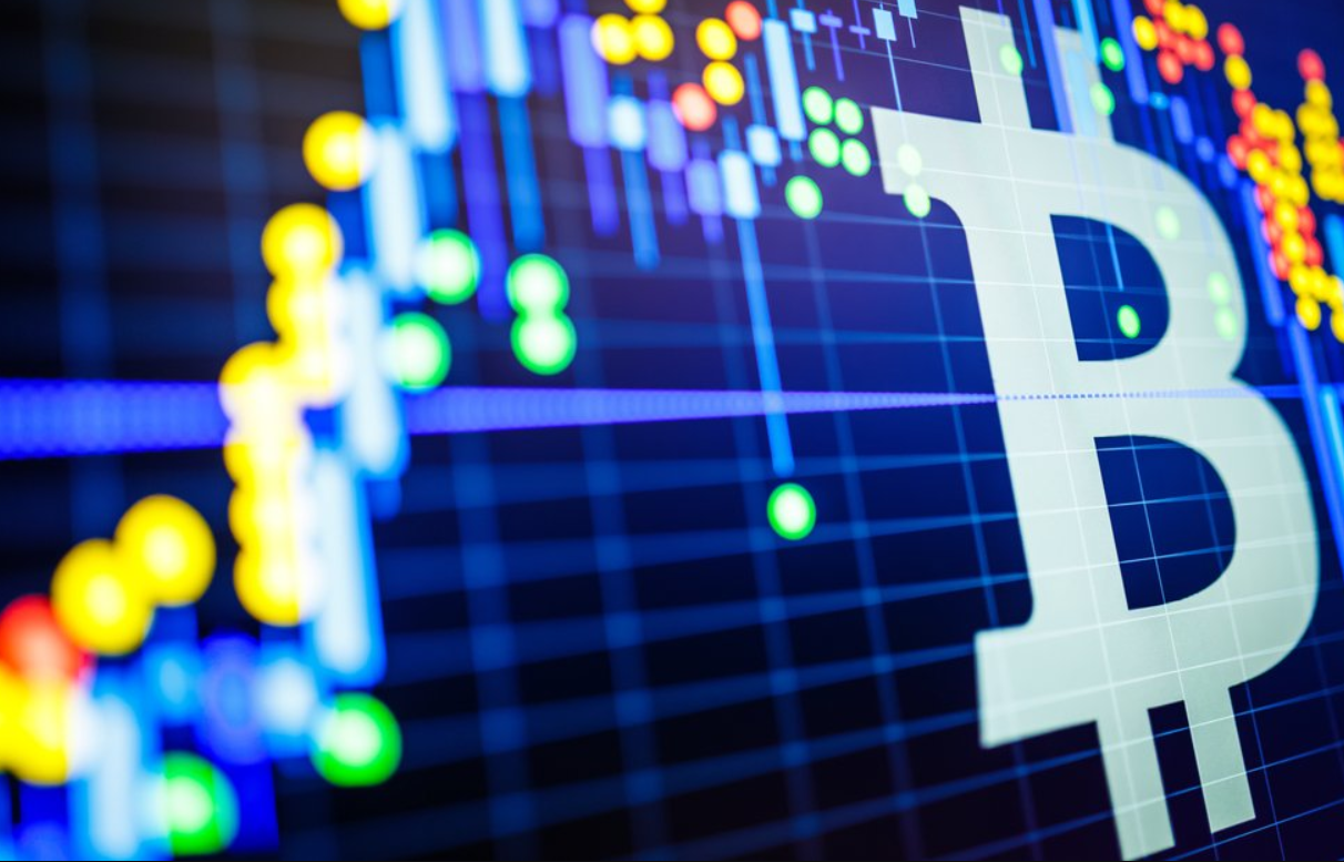 Kripto Para Piyasasında Dalgalı Seyir: Bitcoin 105 Bin Doların Altında, Altcoinlerde Haftalık Yükseliş