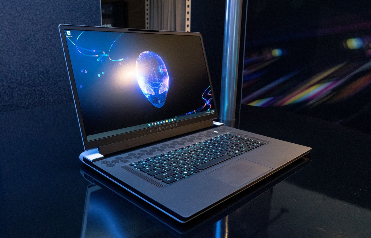 2025’in En Güçlü Dizüstü Bilgisayarları: Oyun, Tasarım ve Mobilite Karşılaştırması