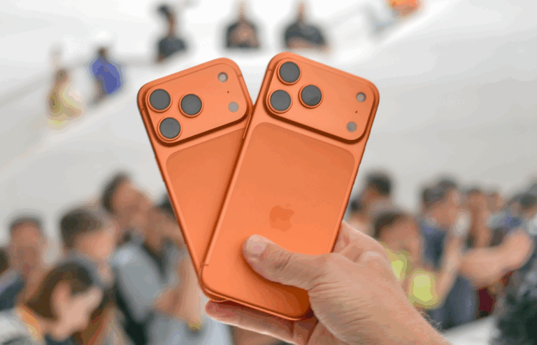 iPhone 17 Pro Max’te Kaplama Krizi: Islak Mendille Silinen Cihazın Boyası Soyuldu