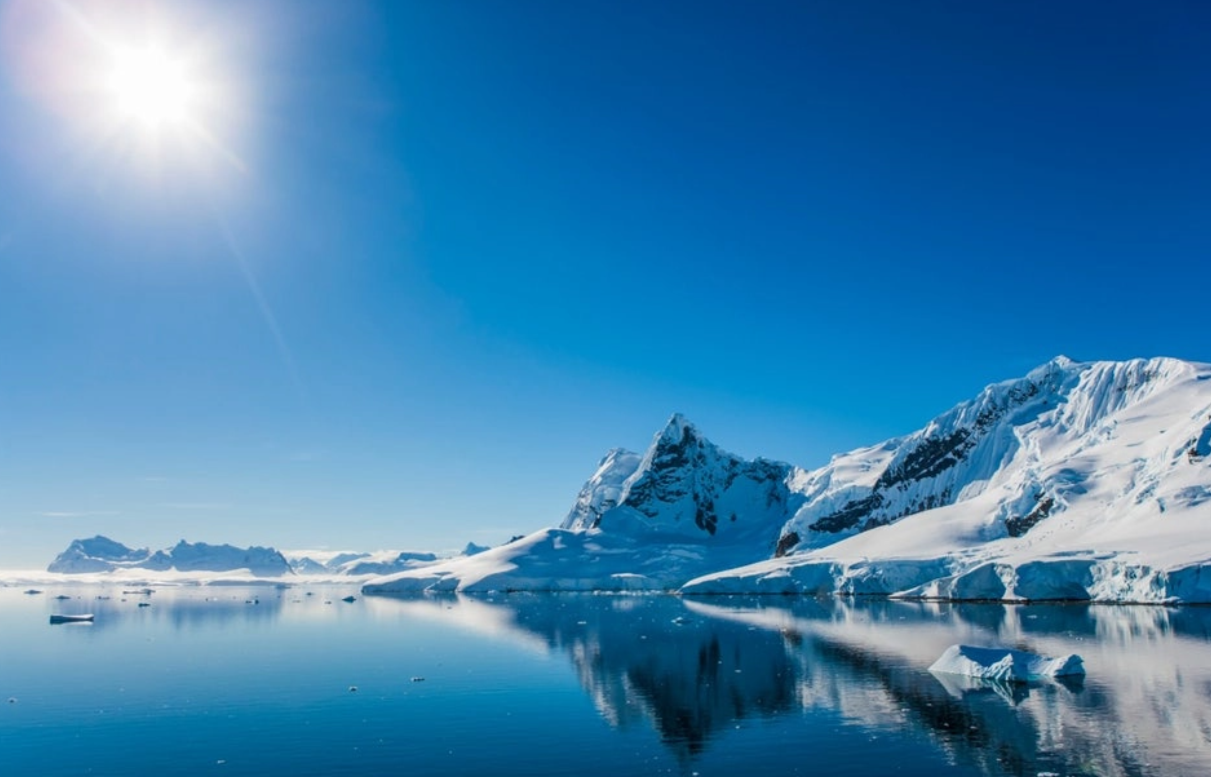 Antarktika’da Gizemli Radyo Dalgaları: ANITA Anomalisi Hâlâ Çözülemiyor