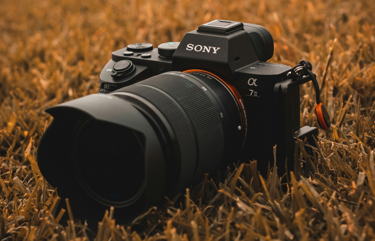 Sony A7 V tanıtıldı: 33 MP Sensör ve Güçlü İşlemci