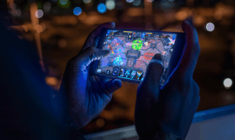 Strateji Oyunları Beyni Gençleştiriyor: Bilimden Çarpıcı Bulgular