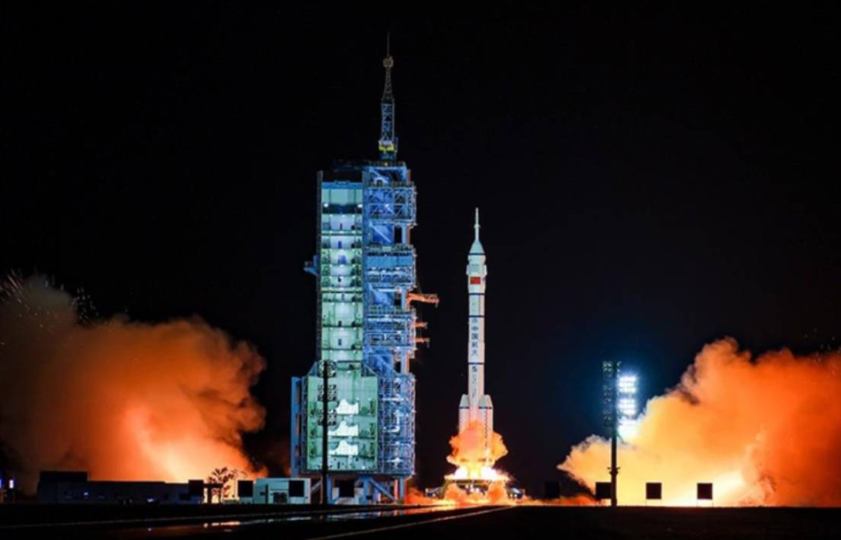 Uzay Çöpü Krizi: Çin’in Şıncou-20 Mekikleri Boş Döndü