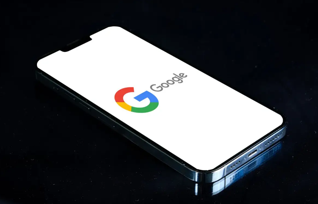 Google, Android 17’de Liquid Glass Efektini Test Ediyor