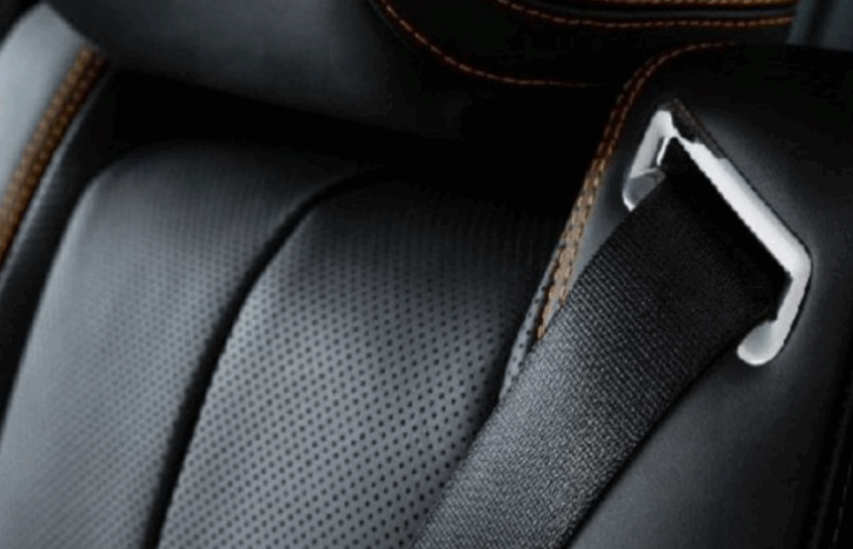 Mercedes’ten Kışa Özel Yenilik: Isıtmalı Emniyet Kemeri