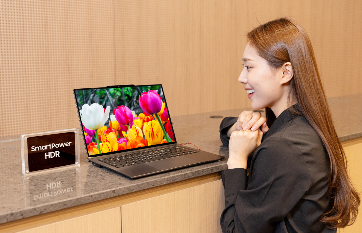 Samsung ve Intel’den Dizüstü Bilgisayarlara Enerji Dostu OLED Hamlesi