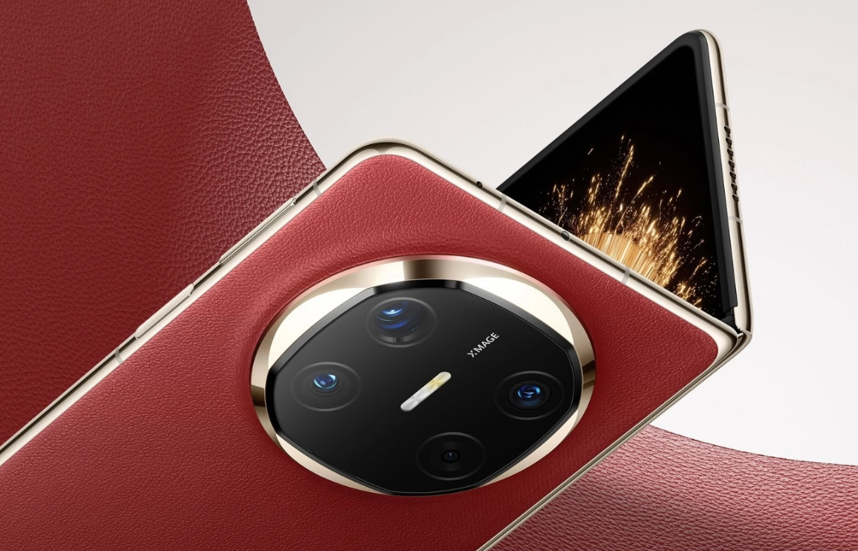 Huawei İstanbul’da Büyük Çıkış Yaptı: Mate X7, Watch Ultimate 2 ve Mesh X3 Pro Türkiye’de Sahneye Çıktı