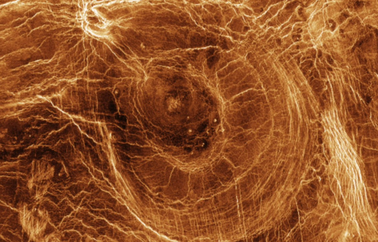 Venüs’ün Yüzeyinin Altında Devasa Bir Yapı Keşfedildi: Gezegenin Jeolojik Tarihi Yeniden Yazılabilir