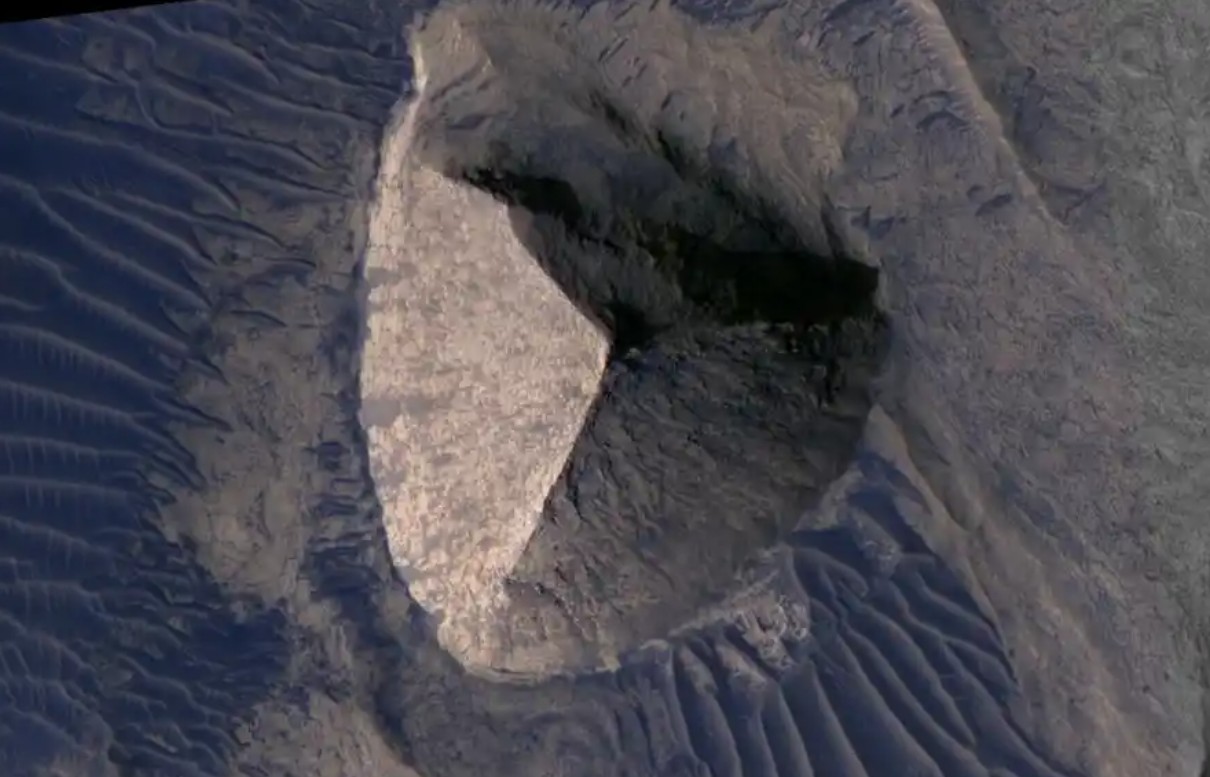 Mars’ta Piramit Şaşkınlığı: Doğa Mı, Uygarlık Mı?