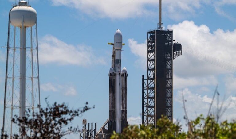 Falcon Heav: ViaSat-3 Görevi Hava Koşulları Nedeniyle Ertelendi