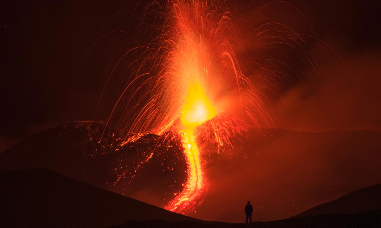 Avrupa’nın En Aktif Volkanı Etna: Bilim İnsanlarını Şaşırtan Yeni Gerçek
