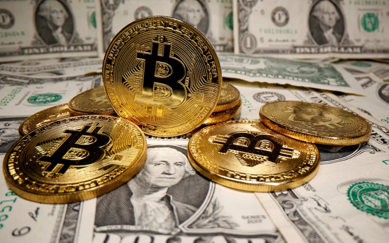 Türkiye’de Dolar 46 TL, Gram Altın 6.385 TL: Kripto ile Paralel Güvenli Liman Arayışı