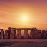 Stonehenge’in Gizemli Sunak Taşı: İskoçya’dan İngiltere’ye Uzanan Yolculuk