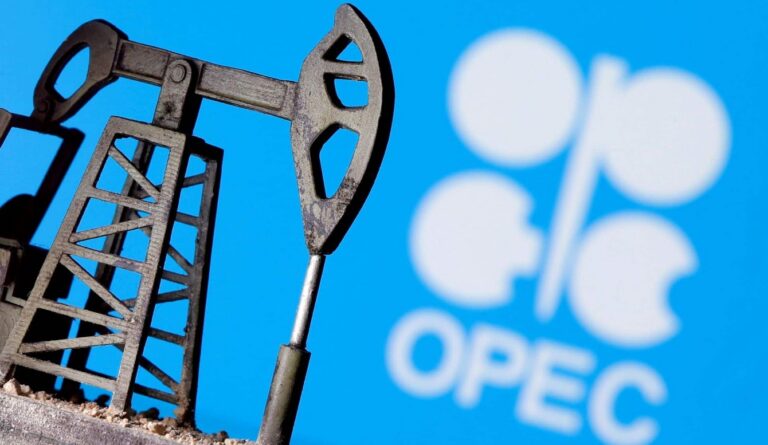 OPEC+ Kararı: Üretim Kısıtlamaları Fiyatları Yüksek Tutuyor