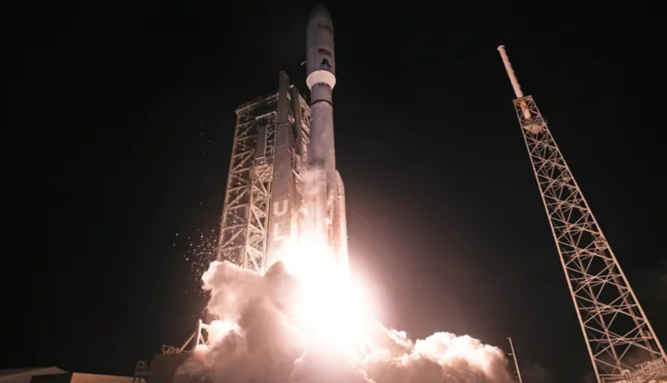 Atlas V Roketi Florida’dan Tarihi Fırlatma