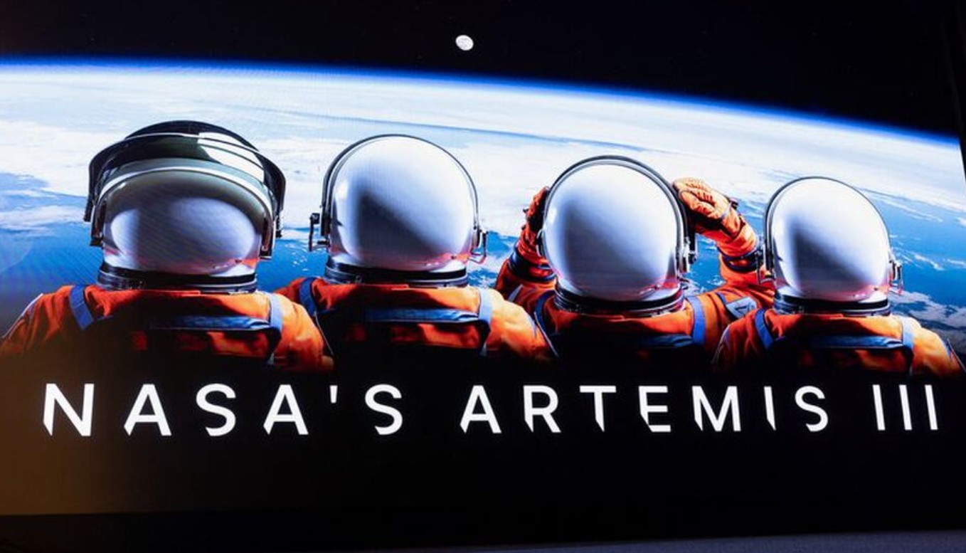 NASA Artemis III: Ay İniş Araçları Yörüngede Test Edilecek